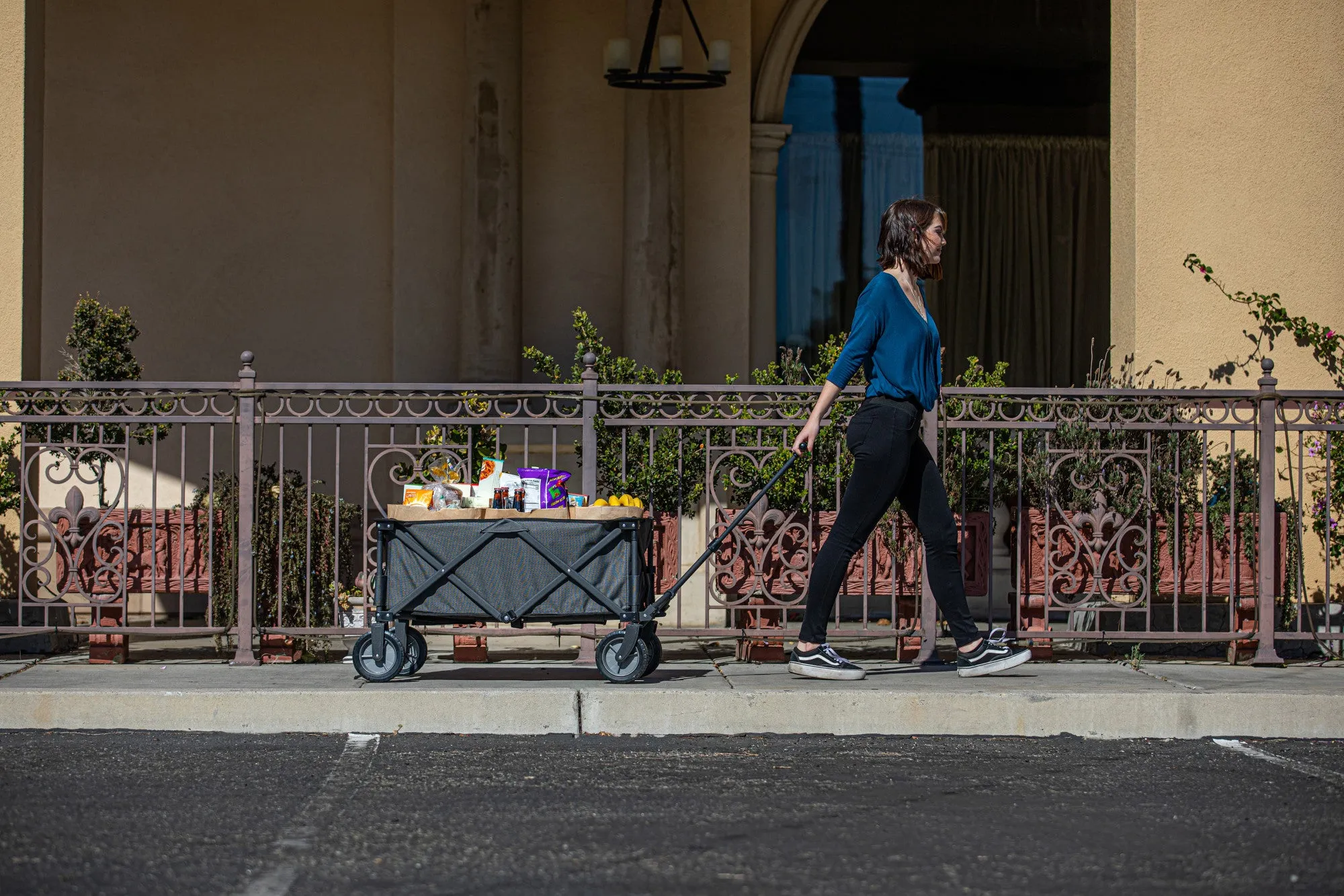 Columbus Blue Jackets - Adventure Wagon Portable Utility Wagon