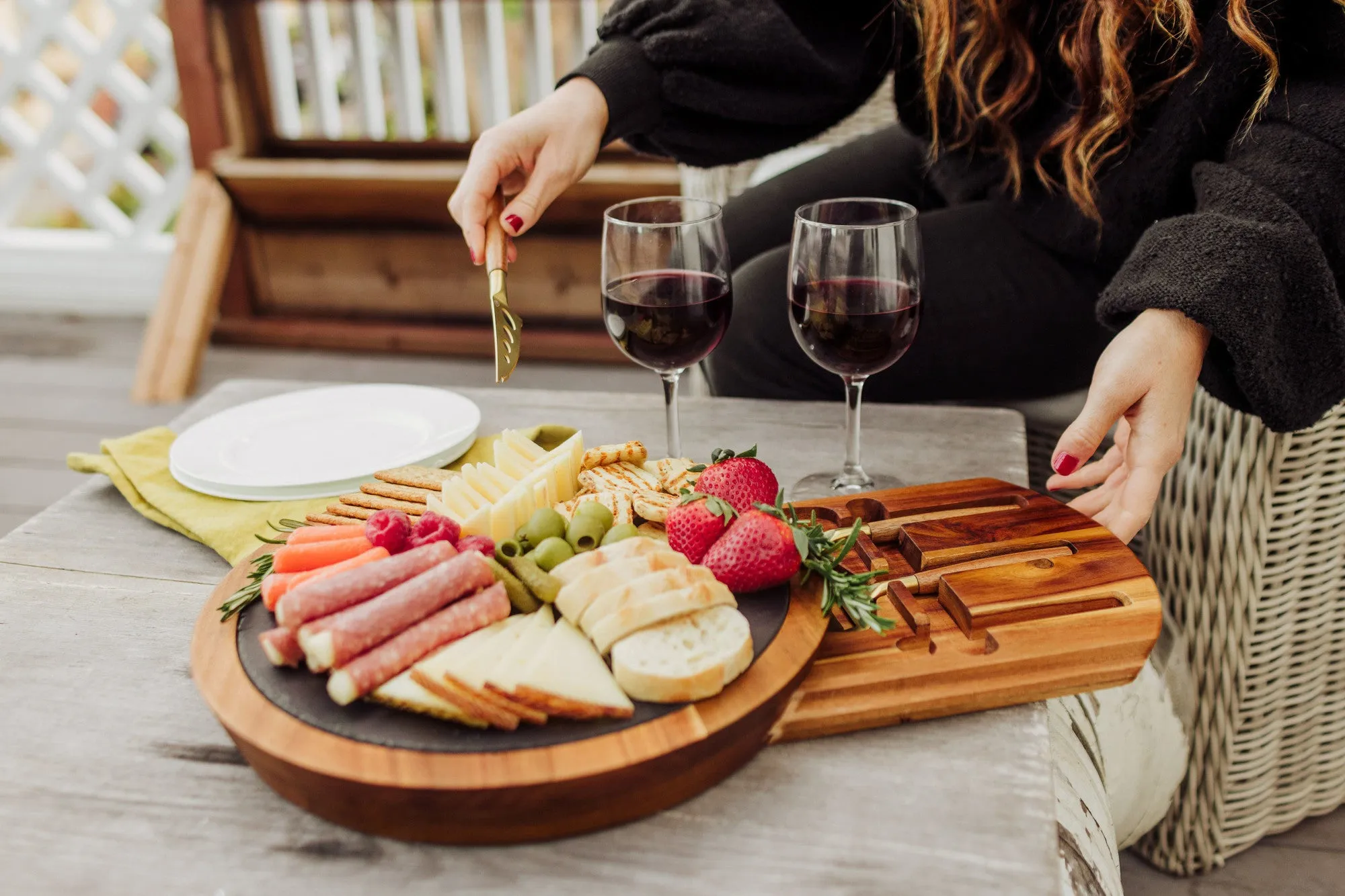 Columbus Blue Jackets - Insignia Acacia and Slate Serving Board with Cheese Tools