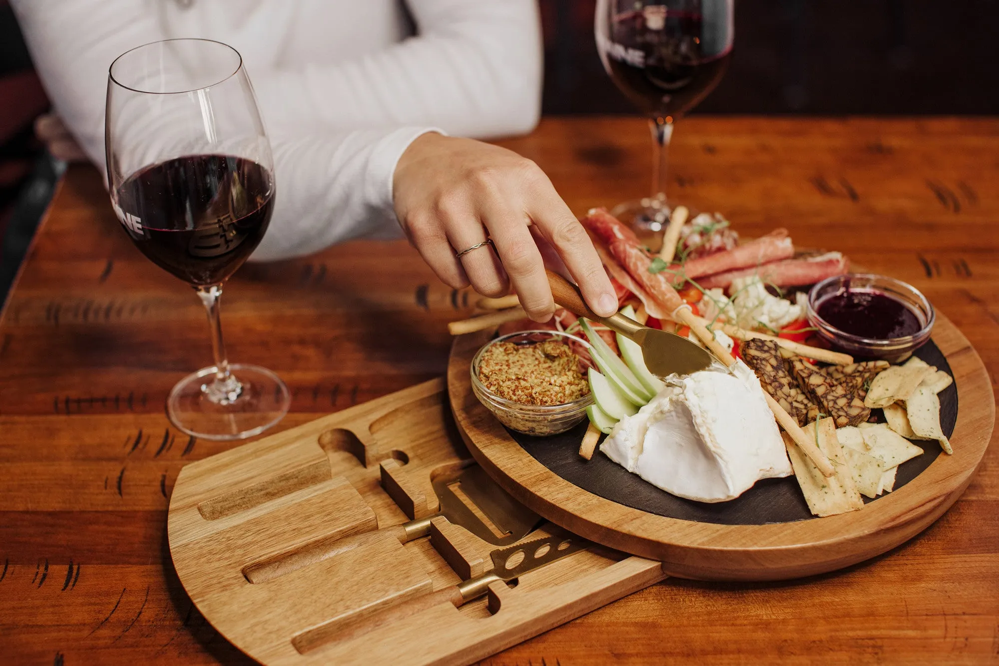 Columbus Blue Jackets - Insignia Acacia and Slate Serving Board with Cheese Tools