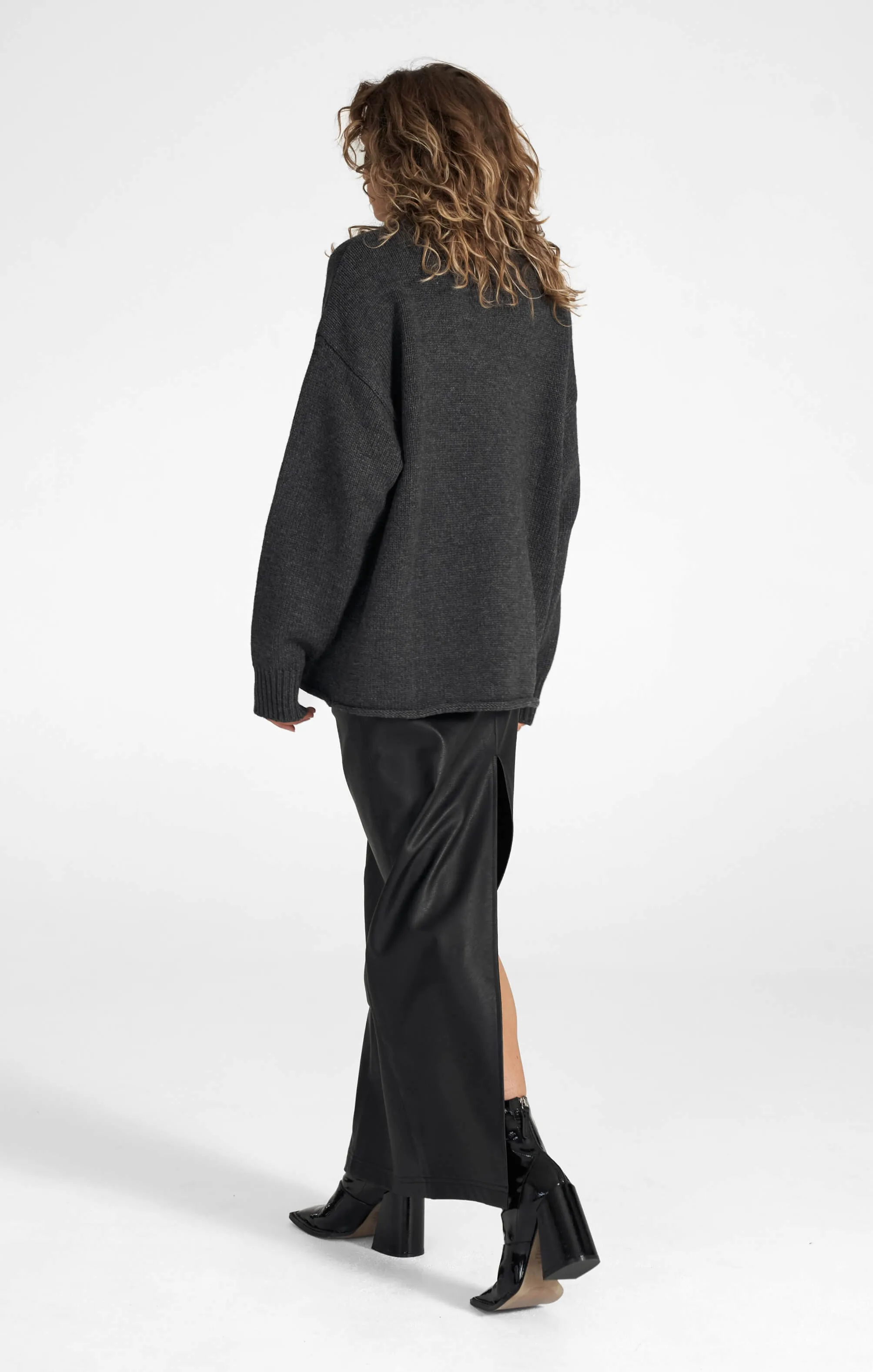 THE HEAVY KNIT LONG - CHARCOAL