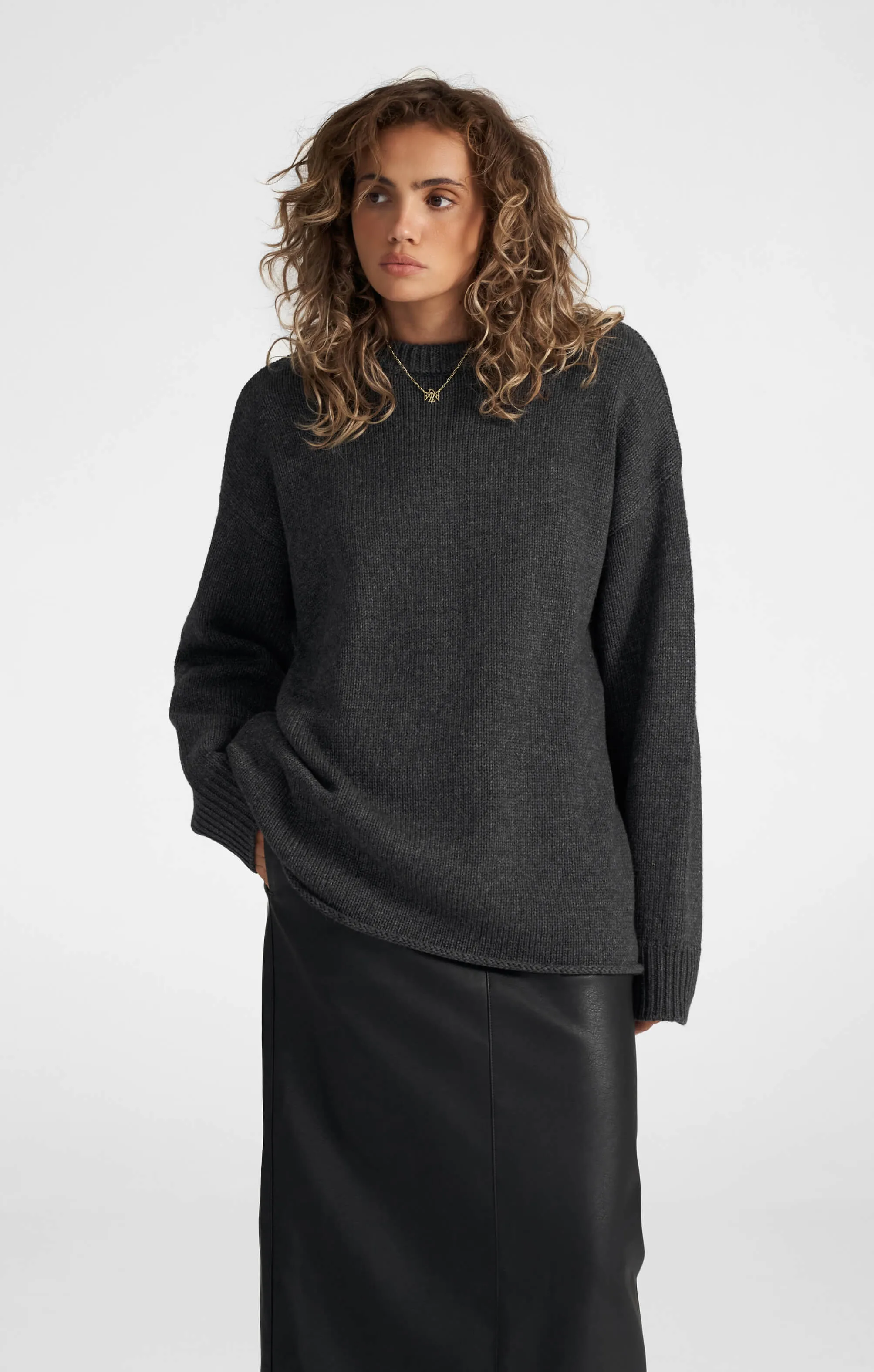 THE HEAVY KNIT LONG - CHARCOAL